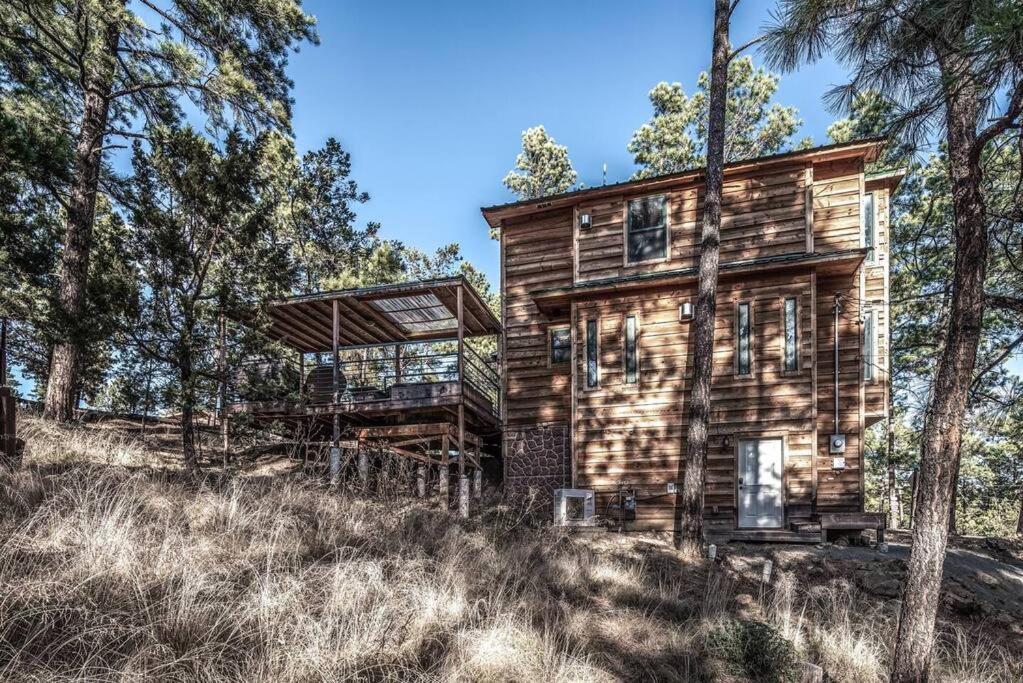 Redwood In The Historic Upper Canyon Ruidoso Exterior photo